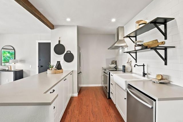 5700 Baltimore 230, La Mesa, CA 91942