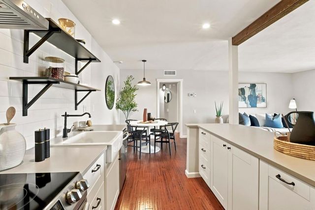 5700 Baltimore 230, La Mesa, CA 91942