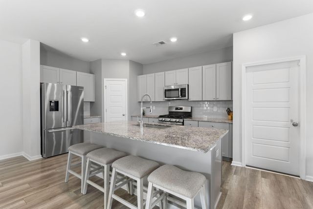 581 Spanish Wells Road, Summerville, SC 29486