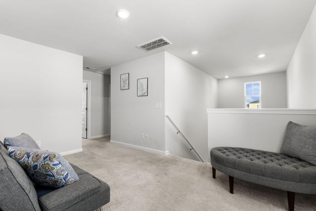 581 Spanish Wells Road, Summerville, SC 29486