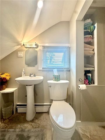 45 Extension Street, Newport, RI 02840