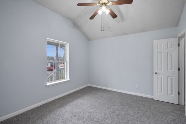 604 Hugh Duffy Cv, La Vergne, TN 37086