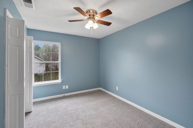 604 Hugh Duffy Cv, La Vergne, TN 37086