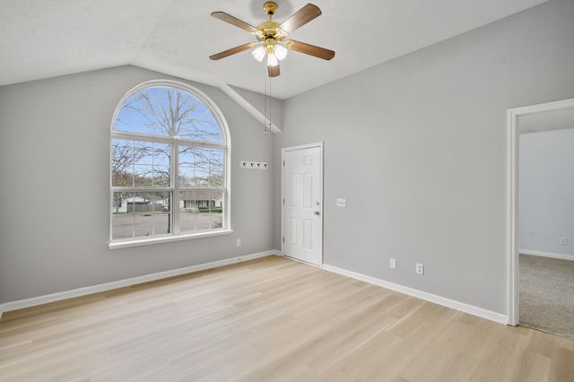 604 Hugh Duffy Cv, La Vergne, TN 37086