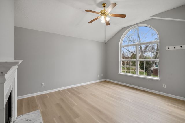 604 Hugh Duffy Cv, La Vergne, TN 37086