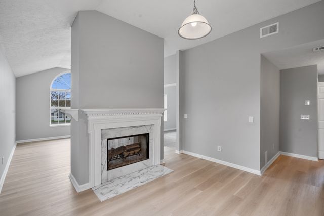 604 Hugh Duffy Cv, La Vergne, TN 37086