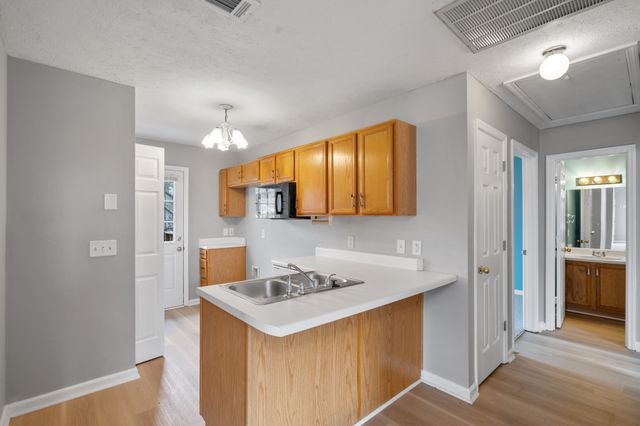 604 Hugh Duffy Cv, La Vergne, TN 37086