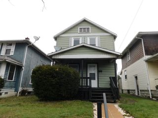 793 Baldwin Ave, Sharon, PA 16146