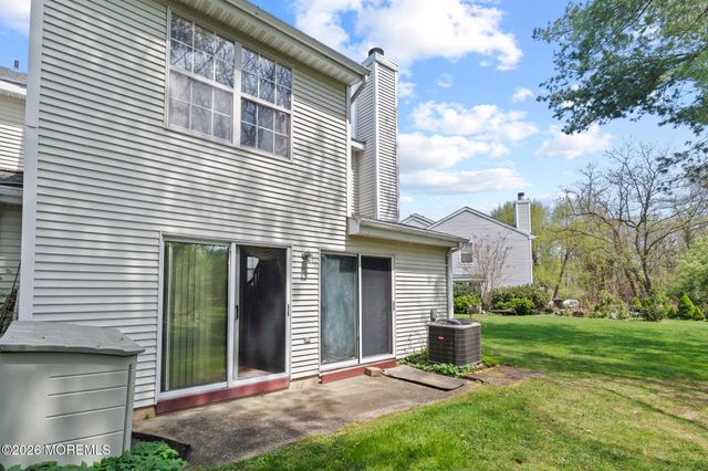 80 Malibu Drive, Eatontown, NJ 07724