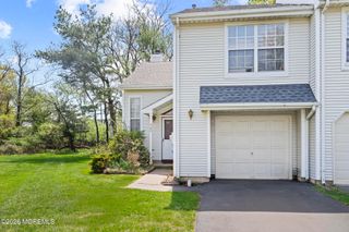 80 Malibu Drive, Eatontown, NJ 07724