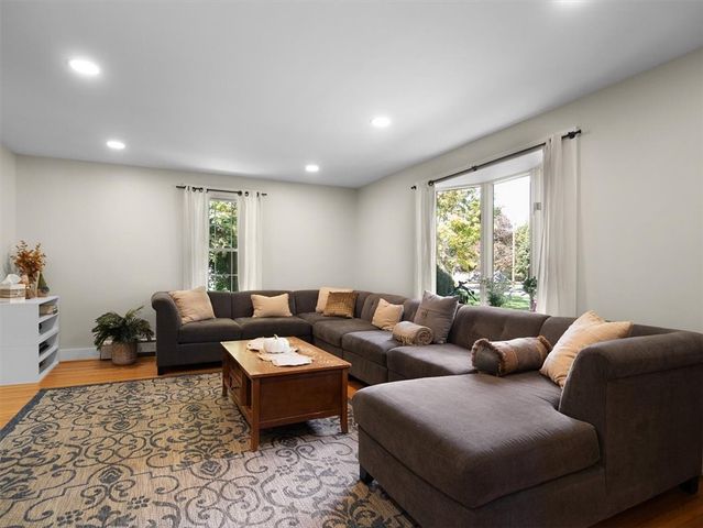 3856 Ridge Road, Williamson, NY 14589