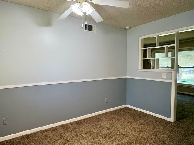 3308 S Custer, Wichita, KS 67217