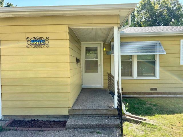 3308 S Custer, Wichita, KS 67217