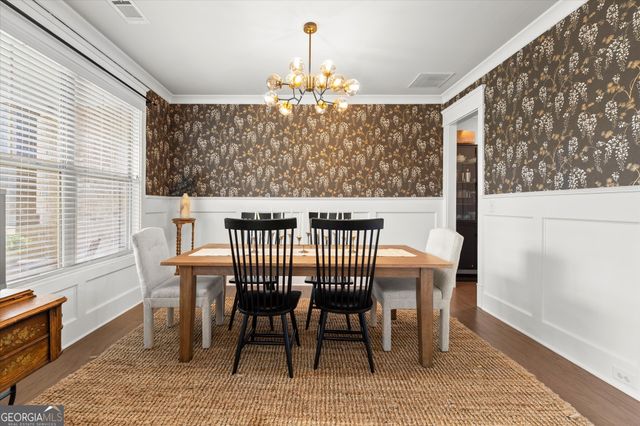 7015 Kempton Court, Flowery Branch, GA 30542