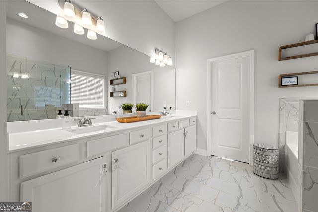 7015 Kempton Court, Flowery Branch, GA 30542
