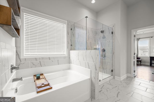 7015 Kempton Court, Flowery Branch, GA 30542