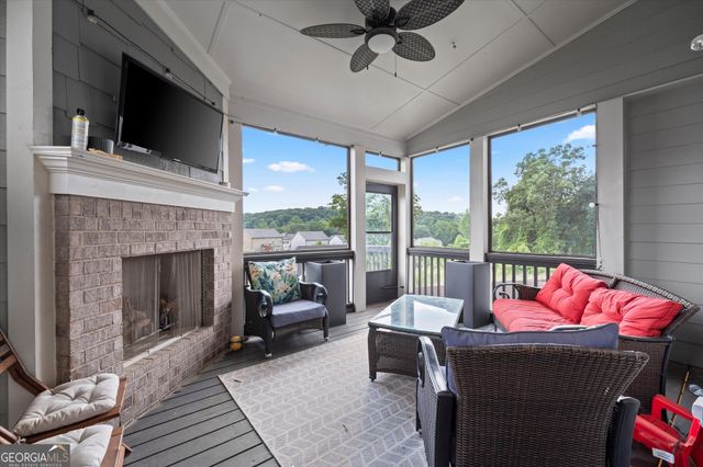 7015 Kempton Court, Flowery Branch, GA 30542