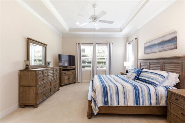 911 VICTORIA HILLS DRIVE S, Deland, FL 32724