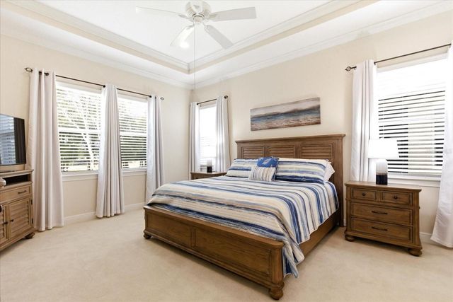 911 VICTORIA HILLS DRIVE S, Deland, FL 32724