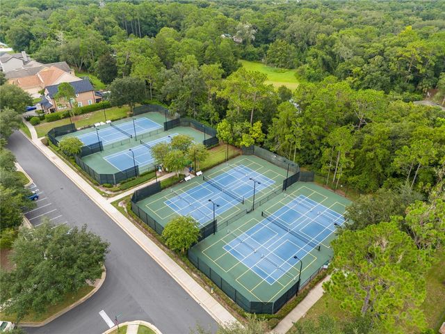 911 VICTORIA HILLS DRIVE S, Deland, FL 32724