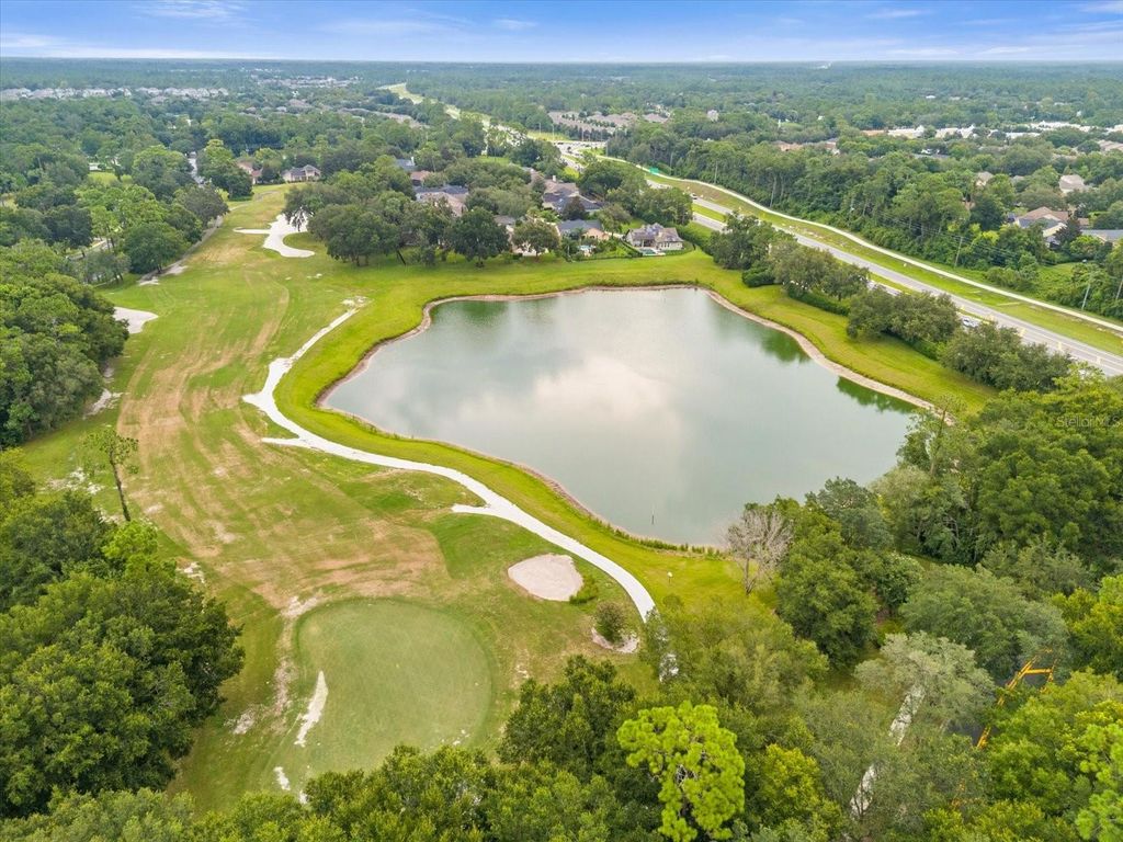 Image 35 of property listing at 911 VICTORIA HILLS DRIVE S, Deland, FL 32724