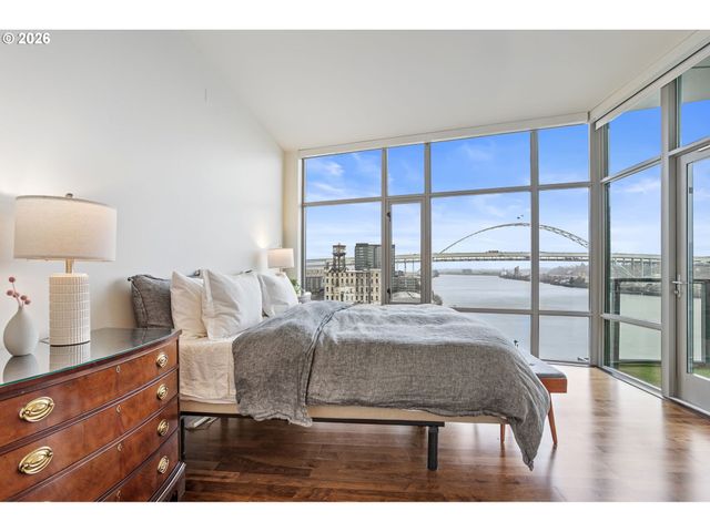 1310 Nw Naito Pkwy 1001, Portland, OR 97209