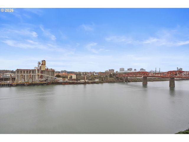 1310 Nw Naito Pkwy 1001, Portland, OR 97209