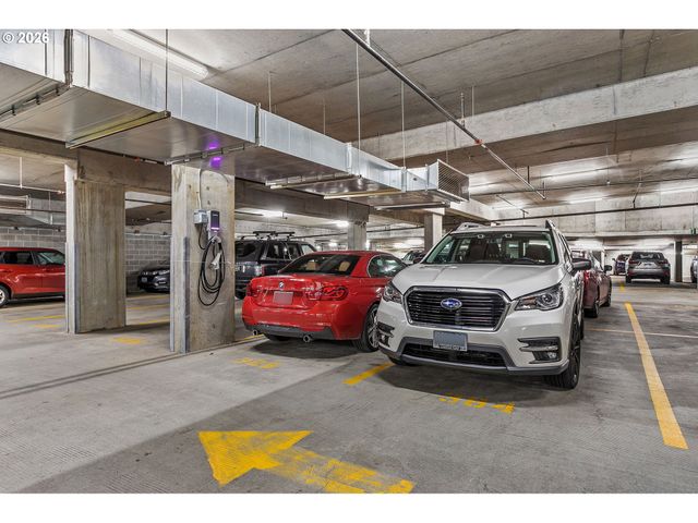 1310 Nw Naito Pkwy 1001, Portland, OR 97209