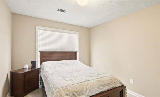 2305 Sugarleaf Trail, Hampton, GA 30228