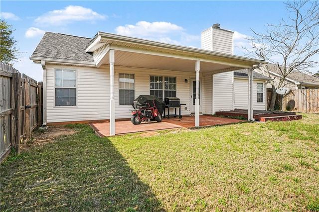 2305 Sugarleaf Trail, Hampton, GA 30228