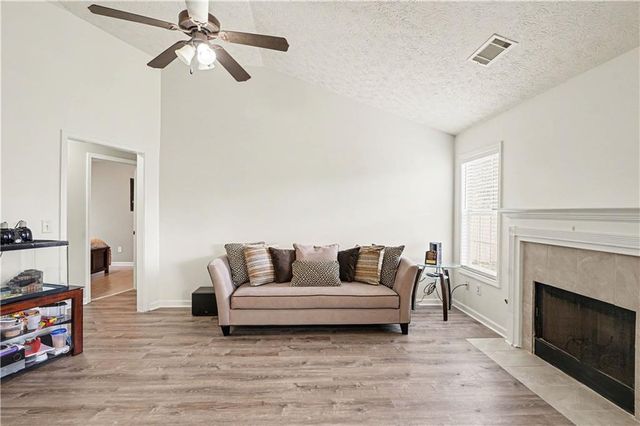 2305 Sugarleaf Trail, Hampton, GA 30228