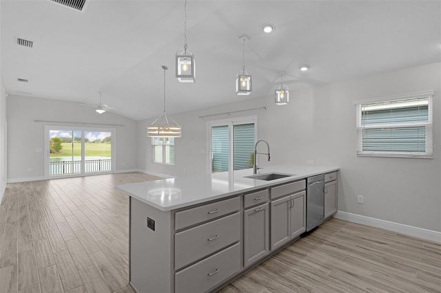 6230 DINGMAN WAY, The Villages, FL 32163