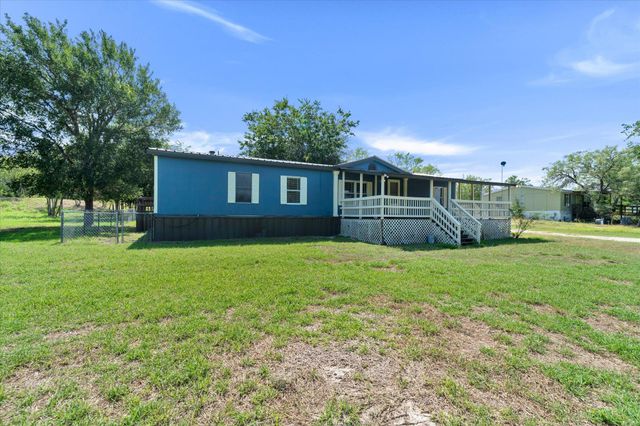 345 Fm 671, Lockhart, TX 78644