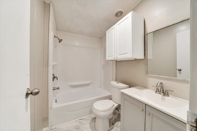 345 Fm 671, Lockhart, TX 78644
