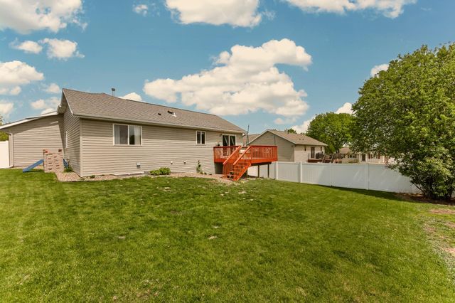 4514 5th Street NW, Rochester, MN 55901