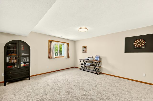 4514 5th Street NW, Rochester, MN 55901