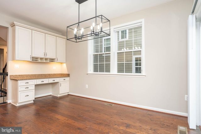 44125 EASTGATE VIEW DR, Chantilly, VA 20152