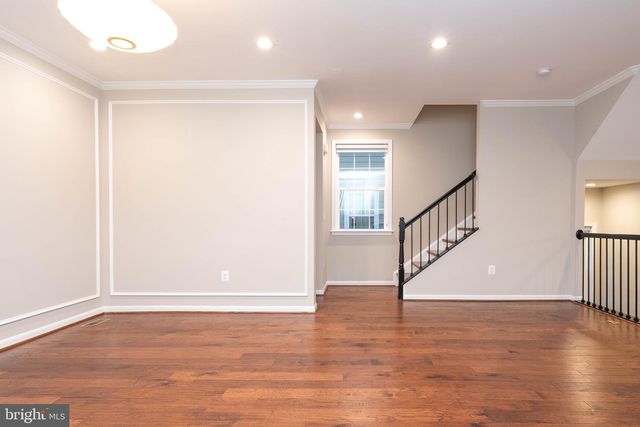 44125 EASTGATE VIEW DR, Chantilly, VA 20152