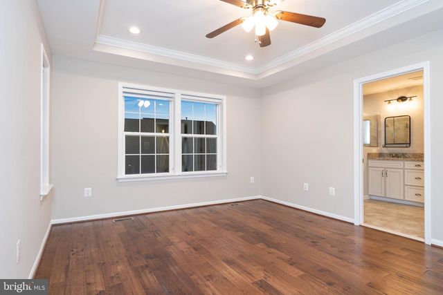 44125 EASTGATE VIEW DR, Chantilly, VA 20152