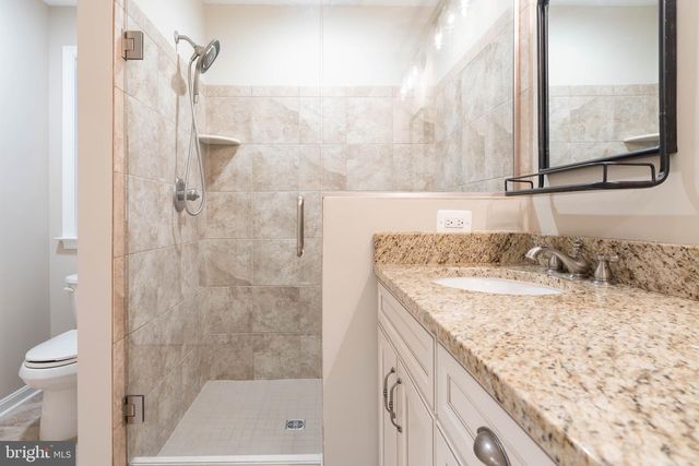 44125 EASTGATE VIEW DR, Chantilly, VA 20152