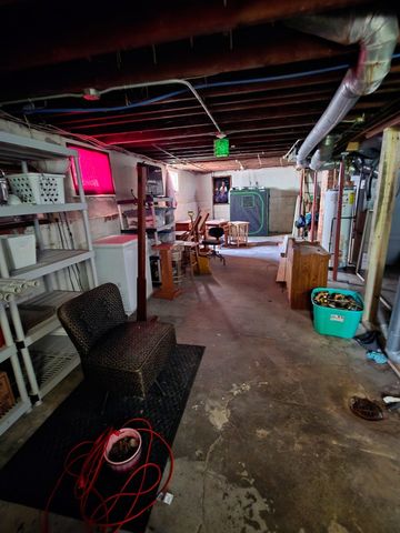 3315 5th Avenue, Des Moines, IA 50313