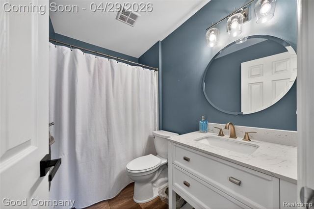 2854 Cottonwood Drive B, Waterford, MI 48328
