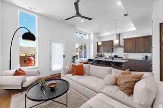 8254 N SANDALWOOD LN #234, Snyderville, UT 84098