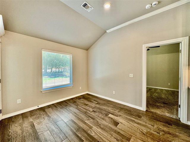 804 E Barajas Terrace, Mustang, OK 73064