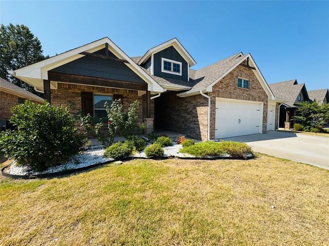 804 E Barajas Terrace, Mustang, OK 73064