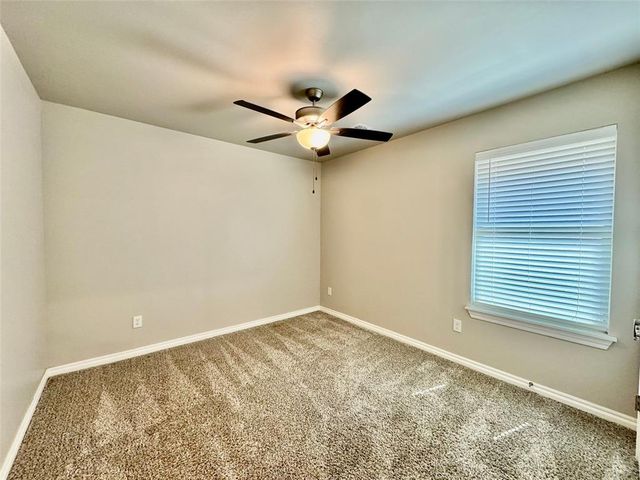804 E Barajas Terrace, Mustang, OK 73064