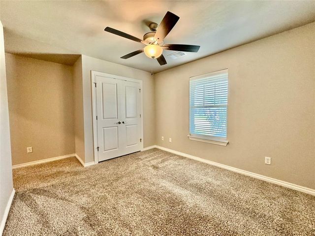 804 E Barajas Terrace, Mustang, OK 73064