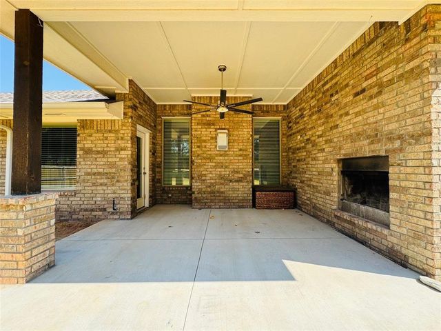 804 E Barajas Terrace, Mustang, OK 73064