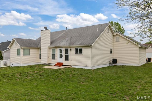 241 Huntsdale Drive, Wentzville, MO 63385