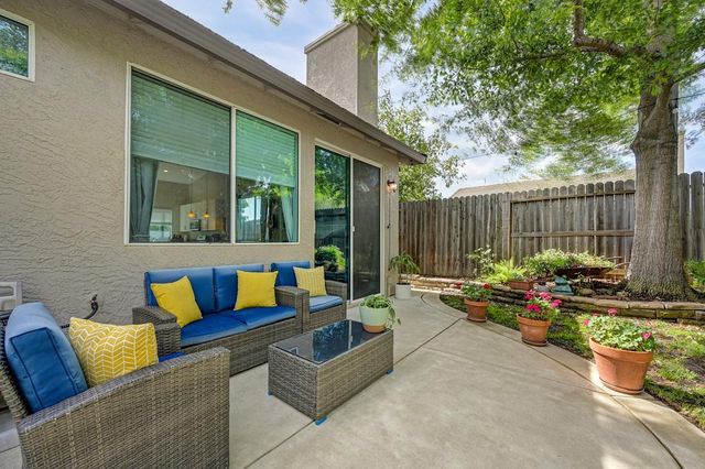 1282 Knopfler Cir, Folsom, CA 95630